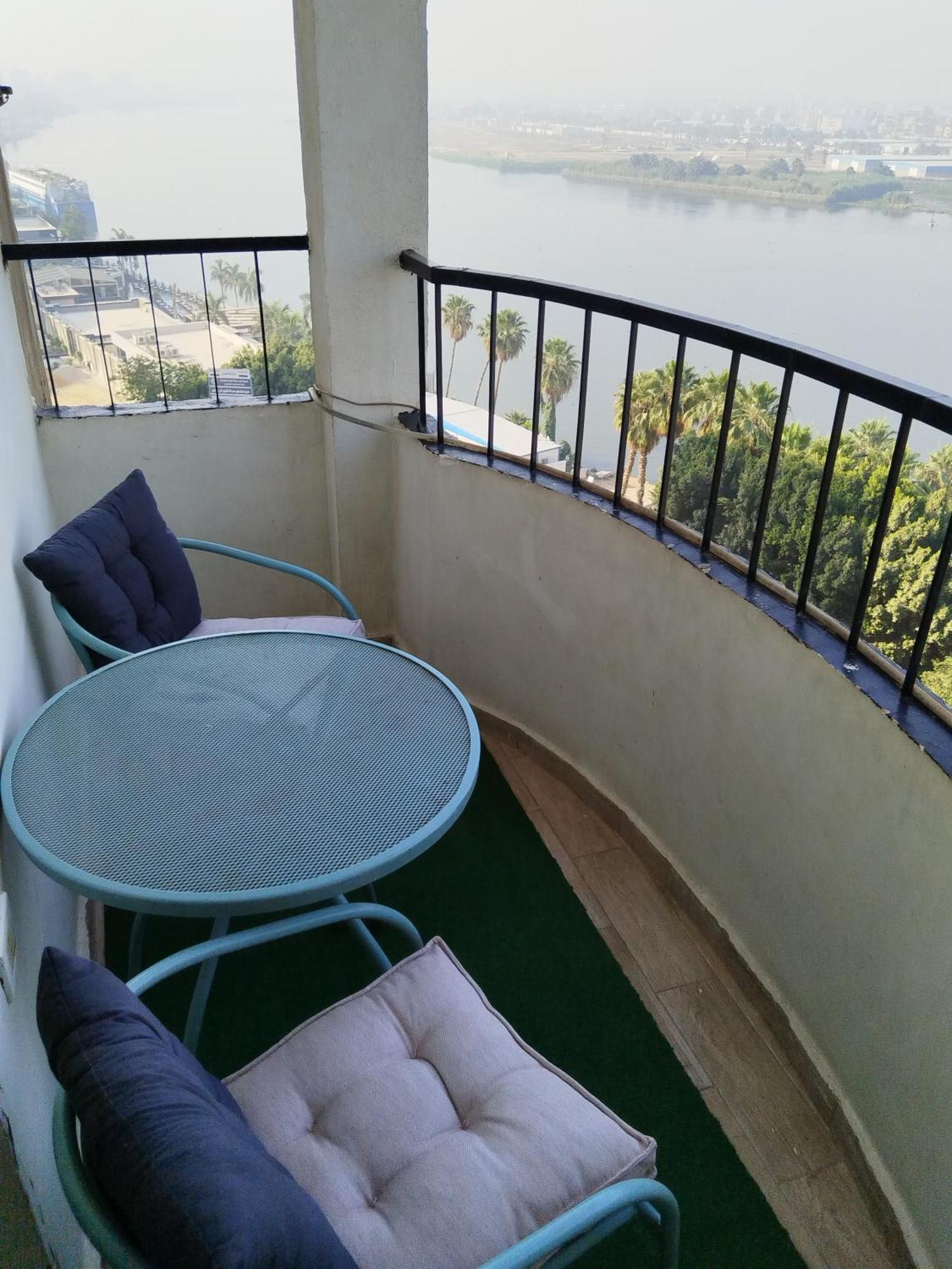 Nile Pyramidal View Apartment Kairó Kültér fotó